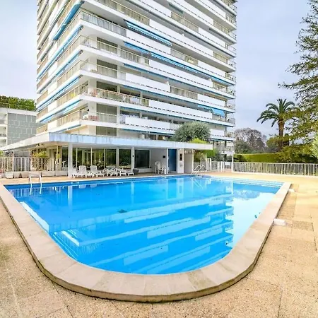 Superb In With Pool *